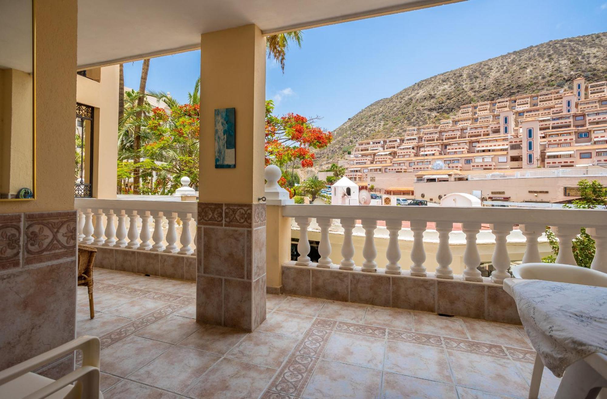 Castle Harbour Melanie'S Apartment By Lovetenerife Los Cristianos (Tenerife) Exterior foto
